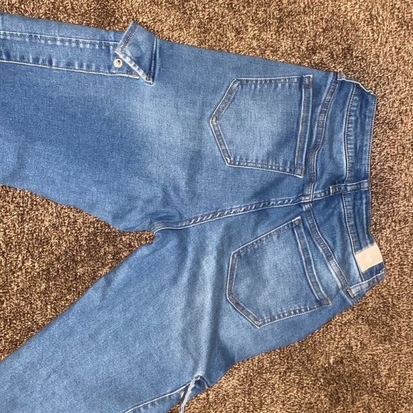 Forever 21 Skinny Cargo Jeans - Picture 2 of 3
